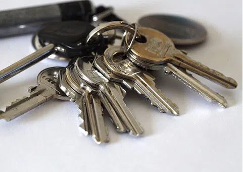 	Riviera Beach Locksmith Store Riviera Beach, FL 561-273-8377